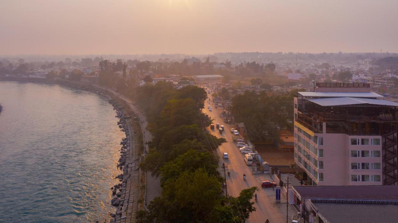 Hotel Ellbee Ganga View Rishīkesh Zewnętrze zdjęcie