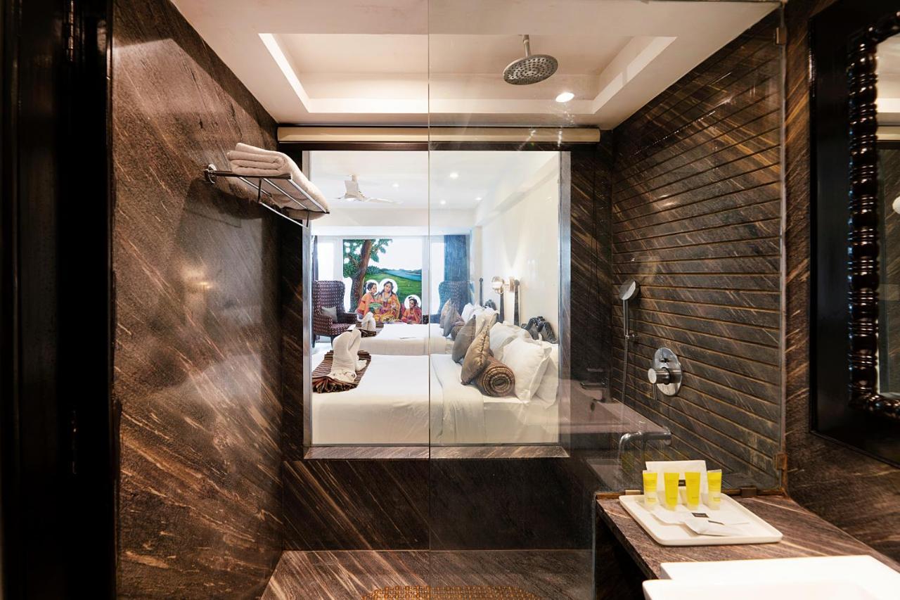 Hotel Ellbee Ganga View Rishīkesh Zewnętrze zdjęcie